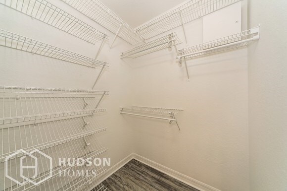 Building Photo - SELF TOUR NOW! - 6682 Bordeaux Blvd, Lakel...