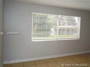 Building Photo - 400 NW 65th Ave