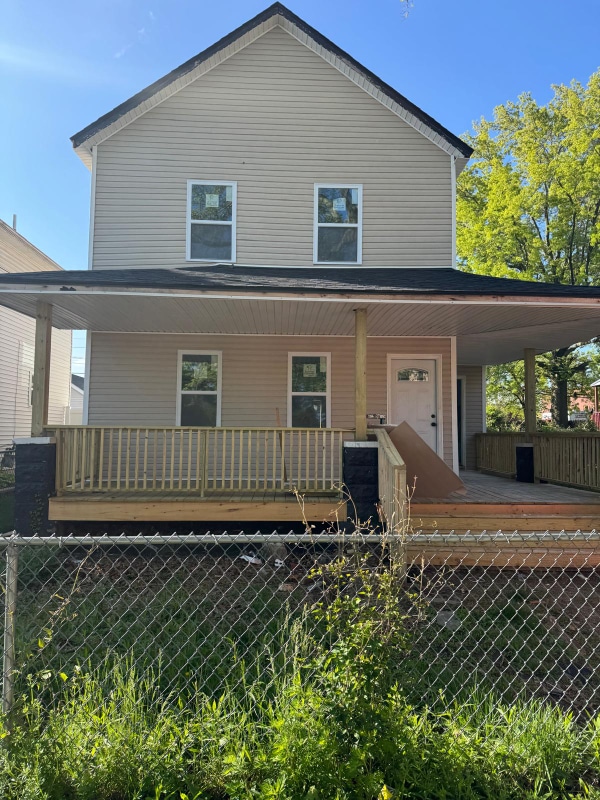 Primary Photo - 6211 Lawn Ave