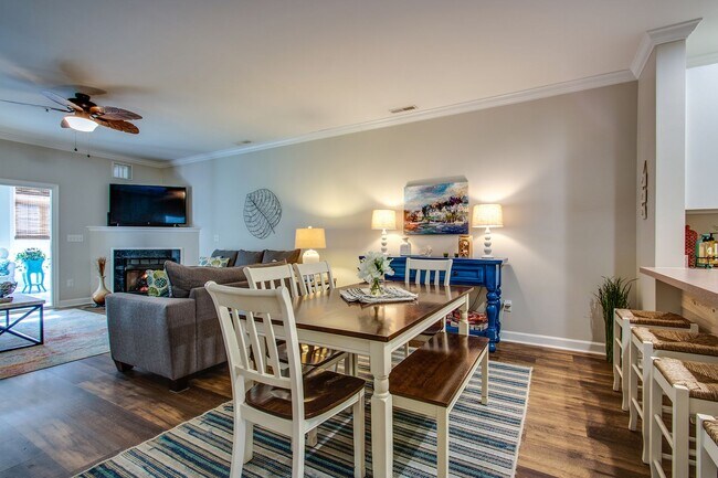 Building Photo - FURNISHED CONDO - LEWES