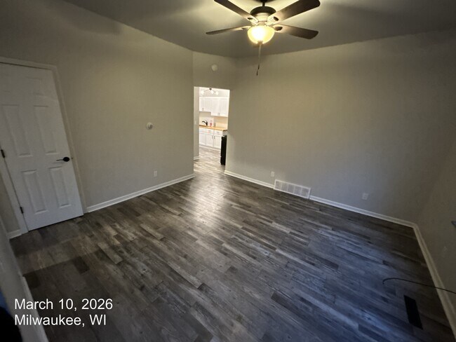 Foto del edificio - 2436 N 1st St