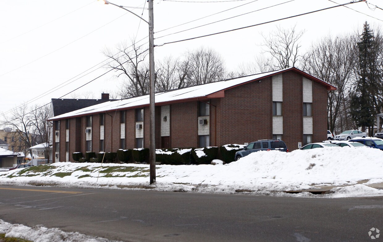 Foto principal - 717 Highland Ave