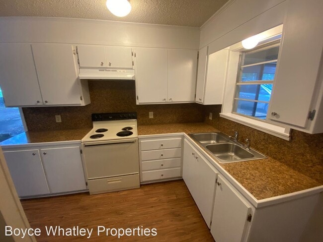Building Photo - 4 br, 2 bath House - 822 US-59 N