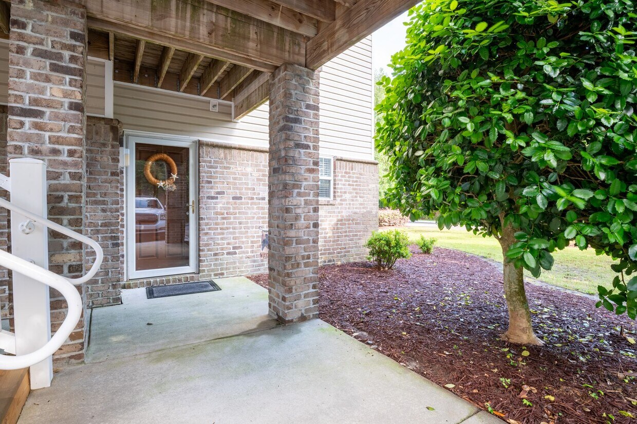 Primary Photo - OFF-SEASON FURNISHED MONTHLY RENTAL STARTI...