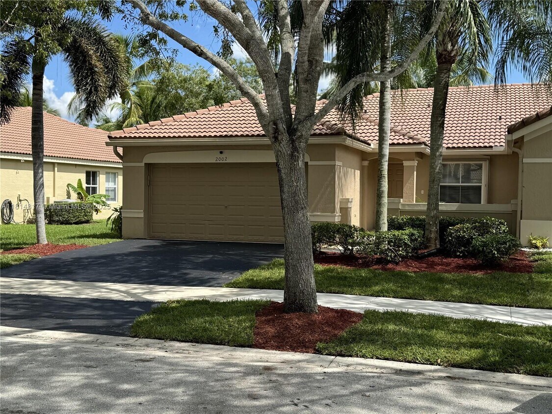 Foto principal - 2002 Andromeda Ln