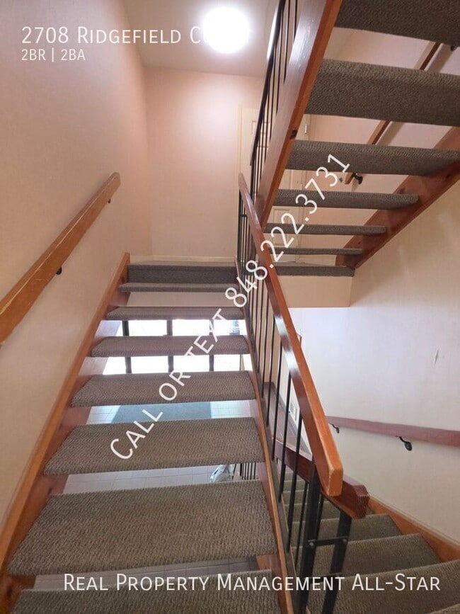 Building Photo - 2708 Ridgefield Ct