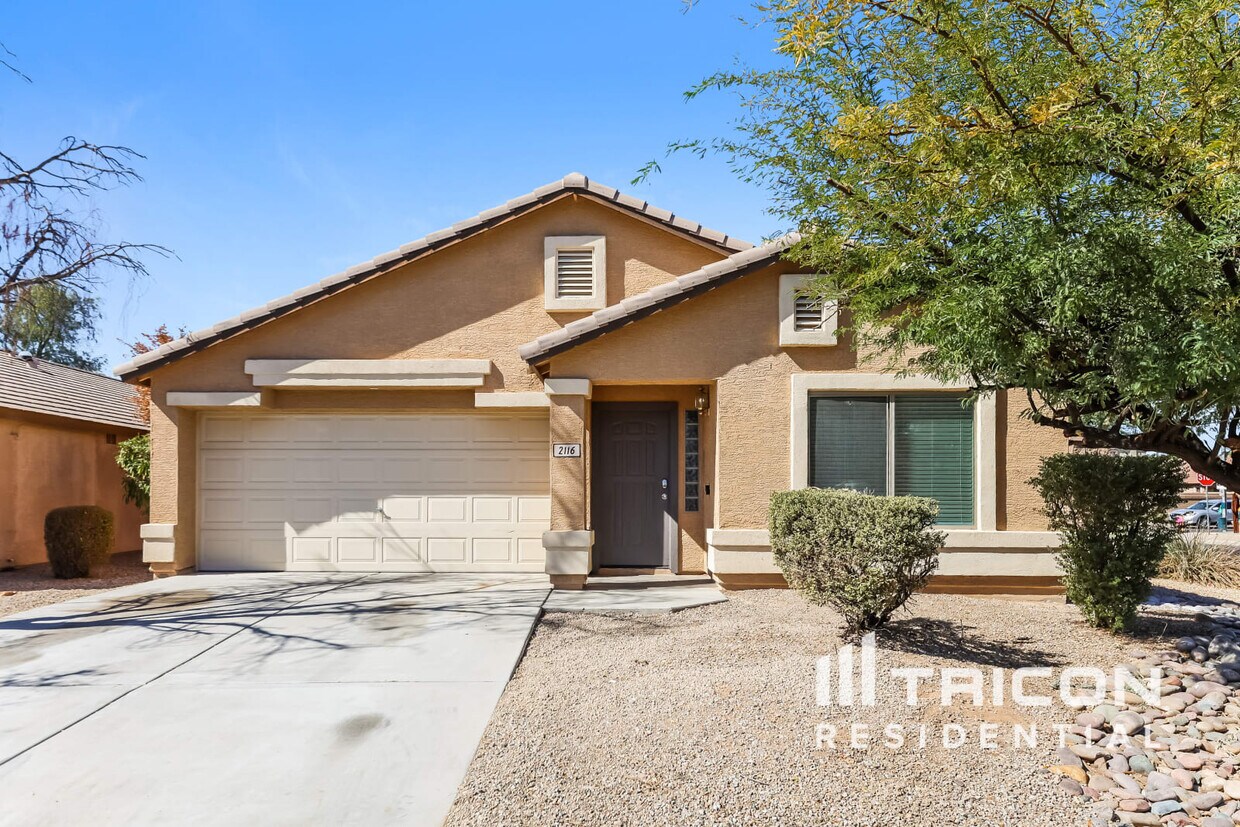 Primary Photo - 2116 S 160th Ln