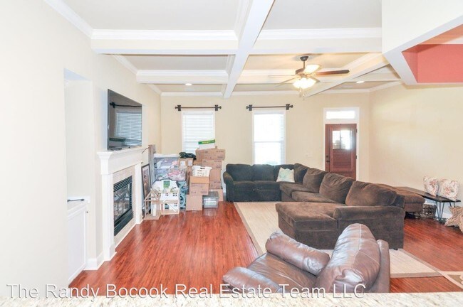Building Photo - 4 br, 3 bath House - 310 Sunbury Dr