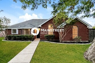 Building Photo - 1320 Greenfield Dr