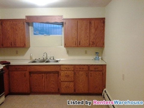 Building Photo - 2810 White Bear Ave N