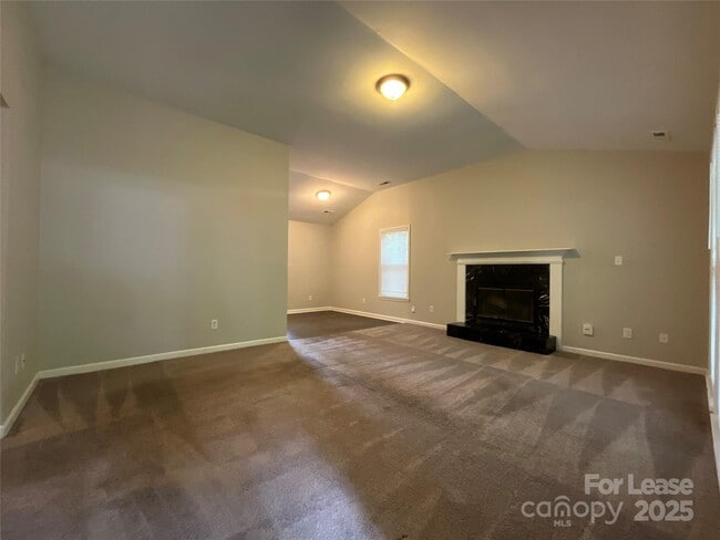 Foto del edificio - 10619 Wood Meadow Dr