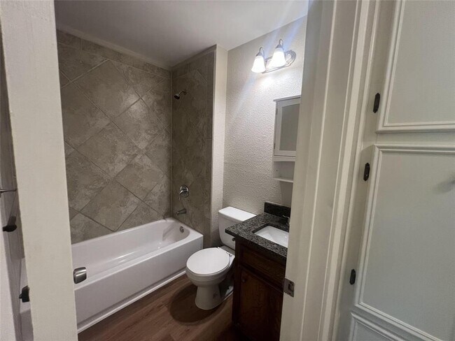Foto del edificio - 10616 Mellow Meadow Dr
