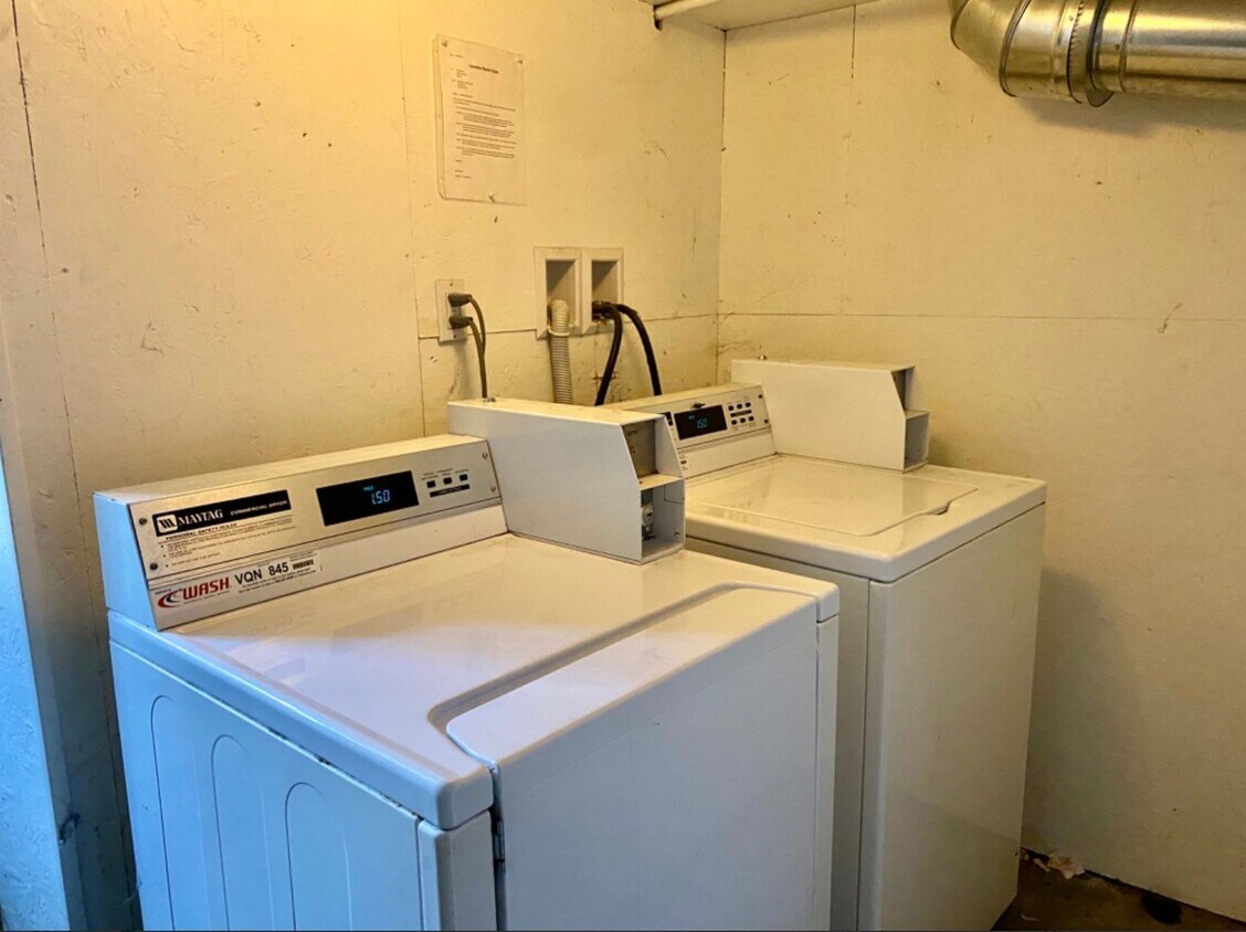 Building Photo - 1 bed/1 bath in Heritage Hill ( first floor)