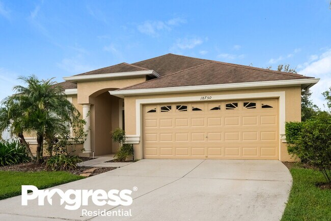 Foto del edificio - 18750 Narimore Dr