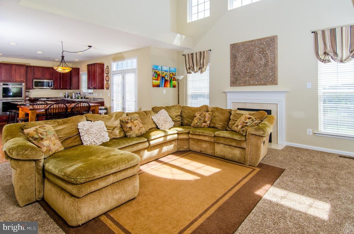Foto principal - 8705 Lords View Loop