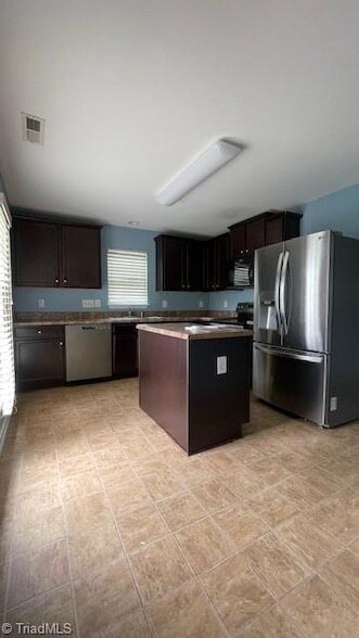 Foto del edificio - 901 Pitman Rd