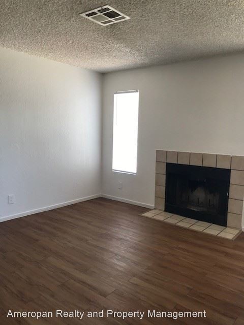 Building Photo - 4230 E Tonopah Ave