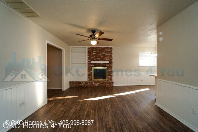 Building Photo - 3 br, 2 bath House - 444 SW 63rd Place