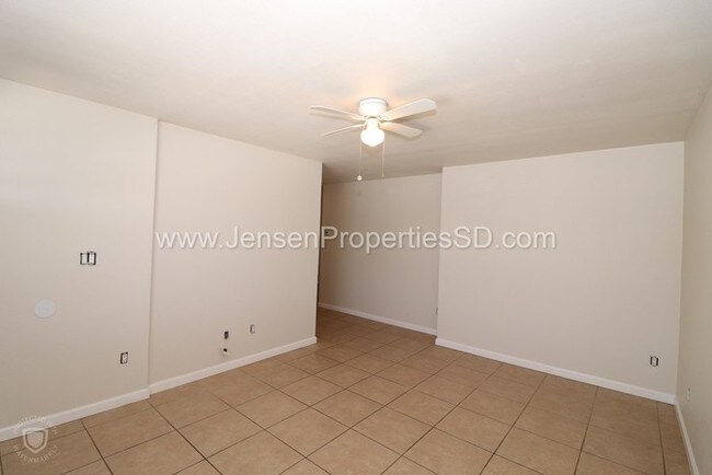 Foto del edificio - 772 Jefferson Ave