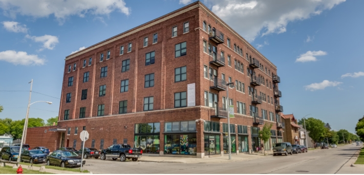 Foto principal - 1862 W Fond du Lac Ave