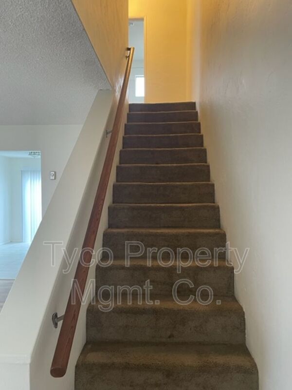 Foto del edificio - 455 Park Way