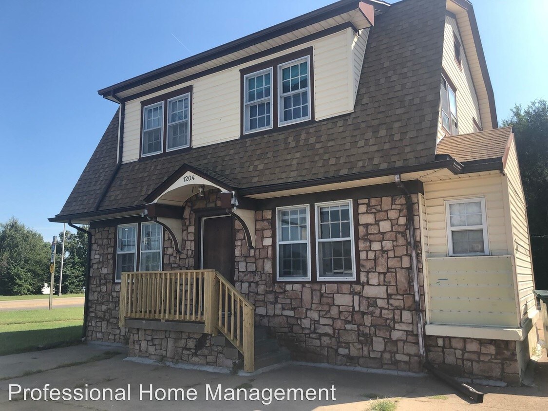 Foto principal - 1204 S Hydraulic Ave