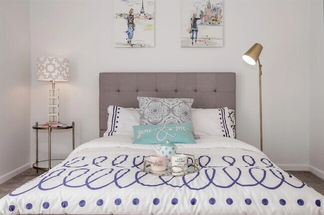 Foto del edificio - 2101 Hayes Rd