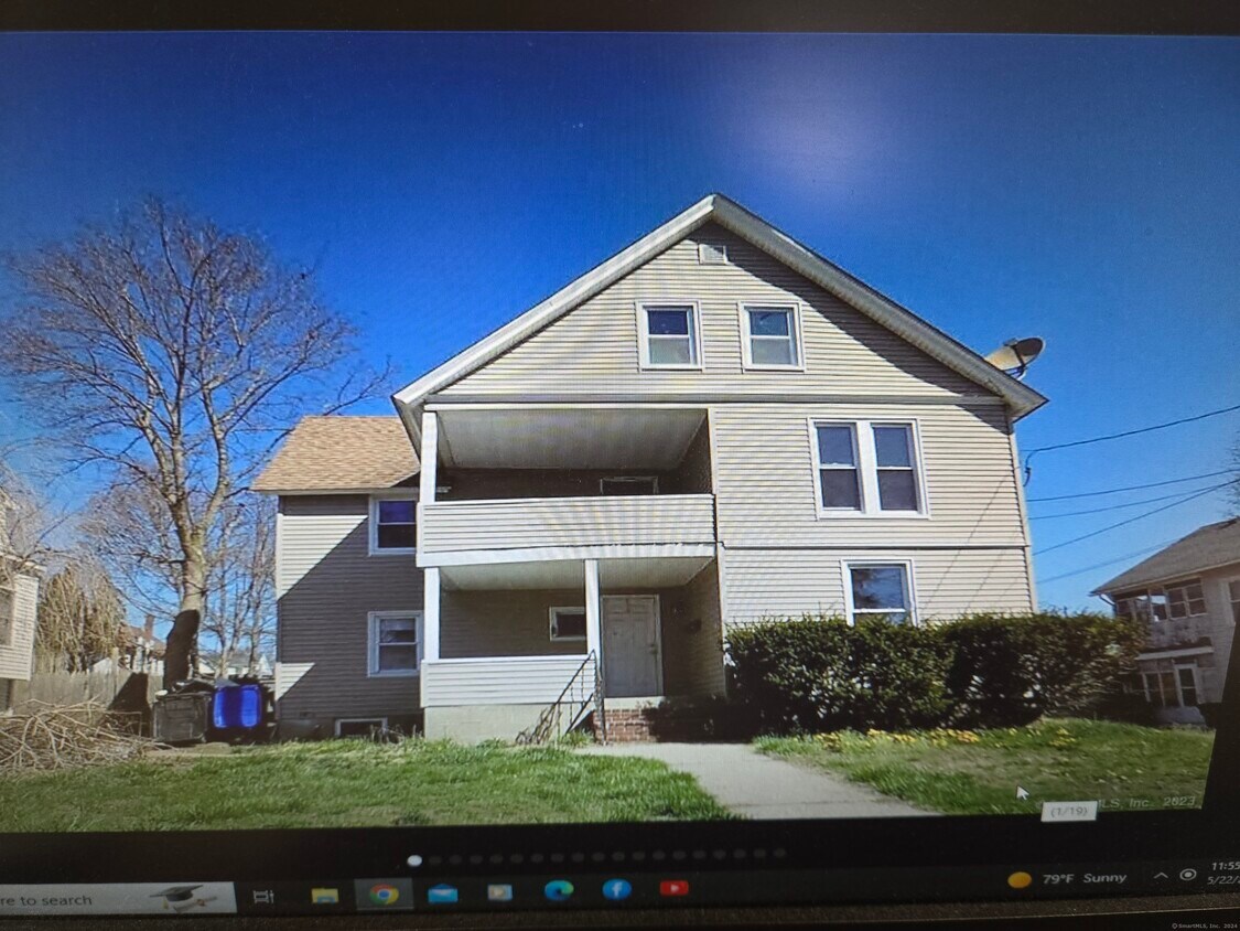 Primary Photo - 52 Elton St