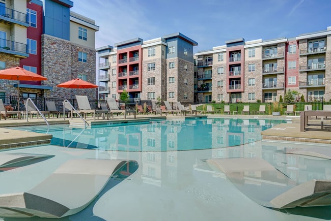 Building Photo - Market West Apartments
