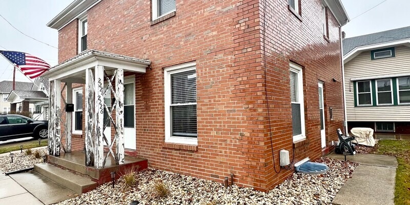 Primary Photo - 2224 Taylor Ave