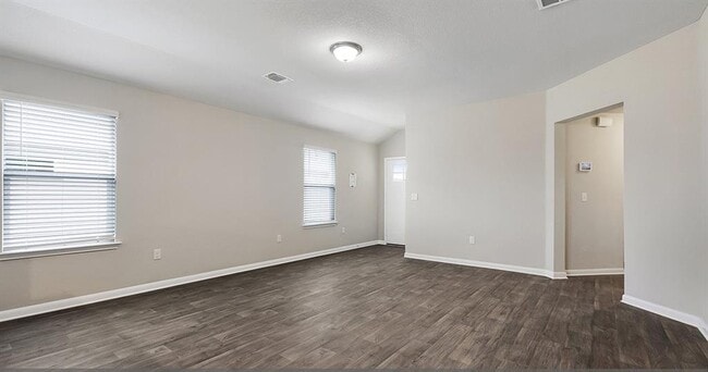 Building Photo - 14004 Levy Ln