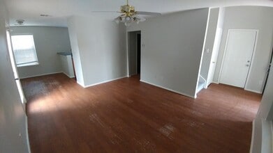 Building Photo - 1106 Nueva Leon Plaza