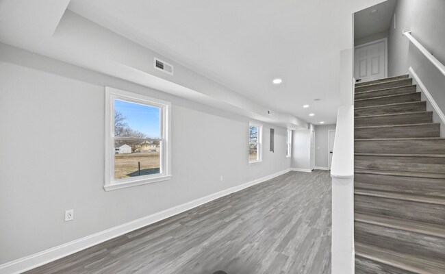 Building Photo - Sparrow Point #B