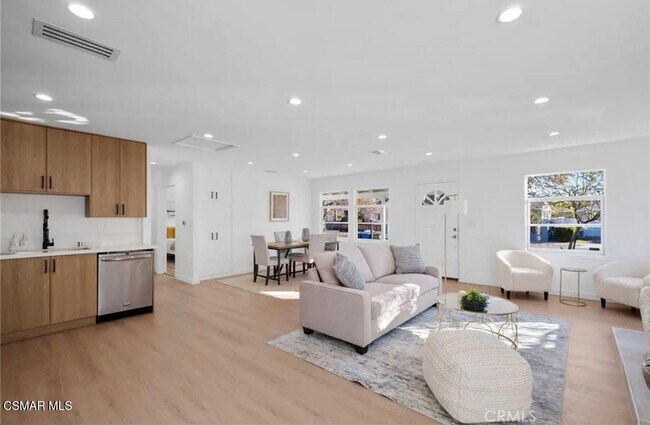 Building Photo - 6251 Alcove Ave