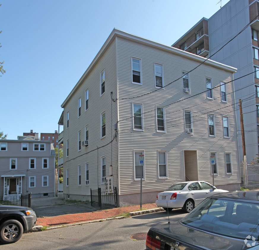 Building Photo - 423-429 Franklin St