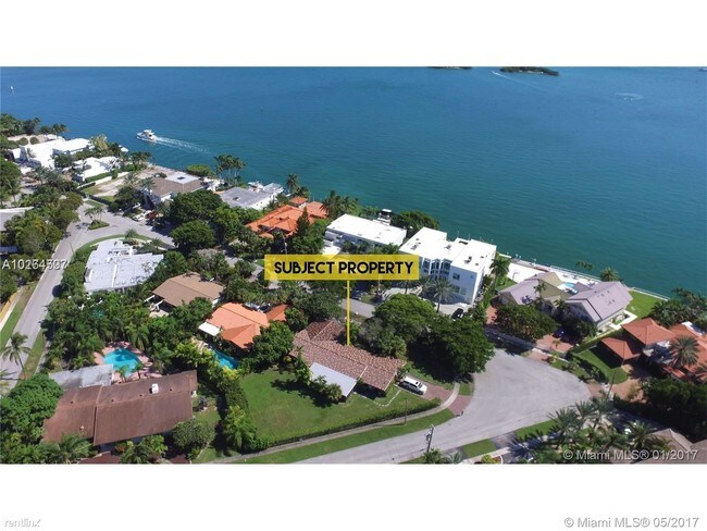 Building Photo - 12700 Biscayne Bay Dr