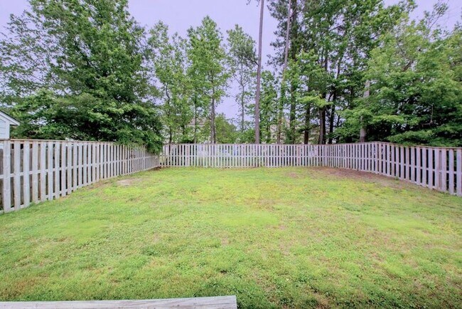 Building Photo - 4105 Viewmont Dr