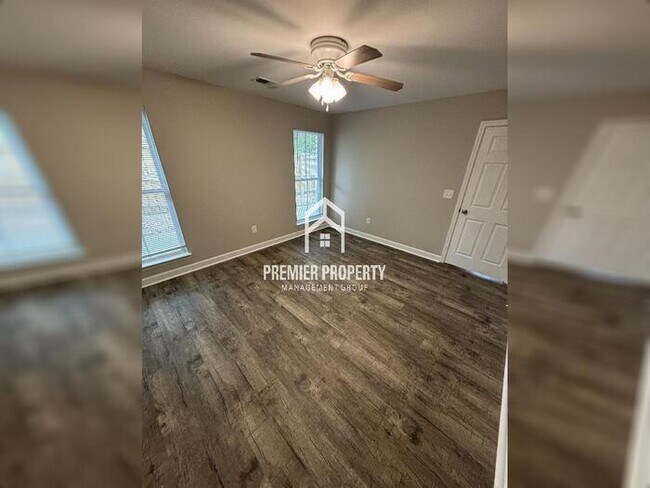 Building Photo - 225 Willow Ridge Ln - Available Now!