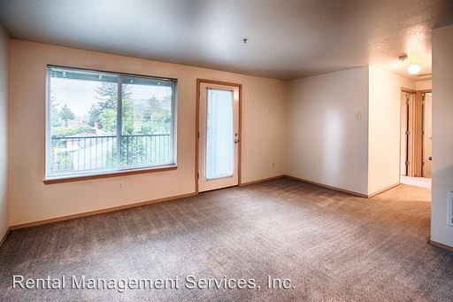 Foto del edificio - 11710 SE Powell Blvd