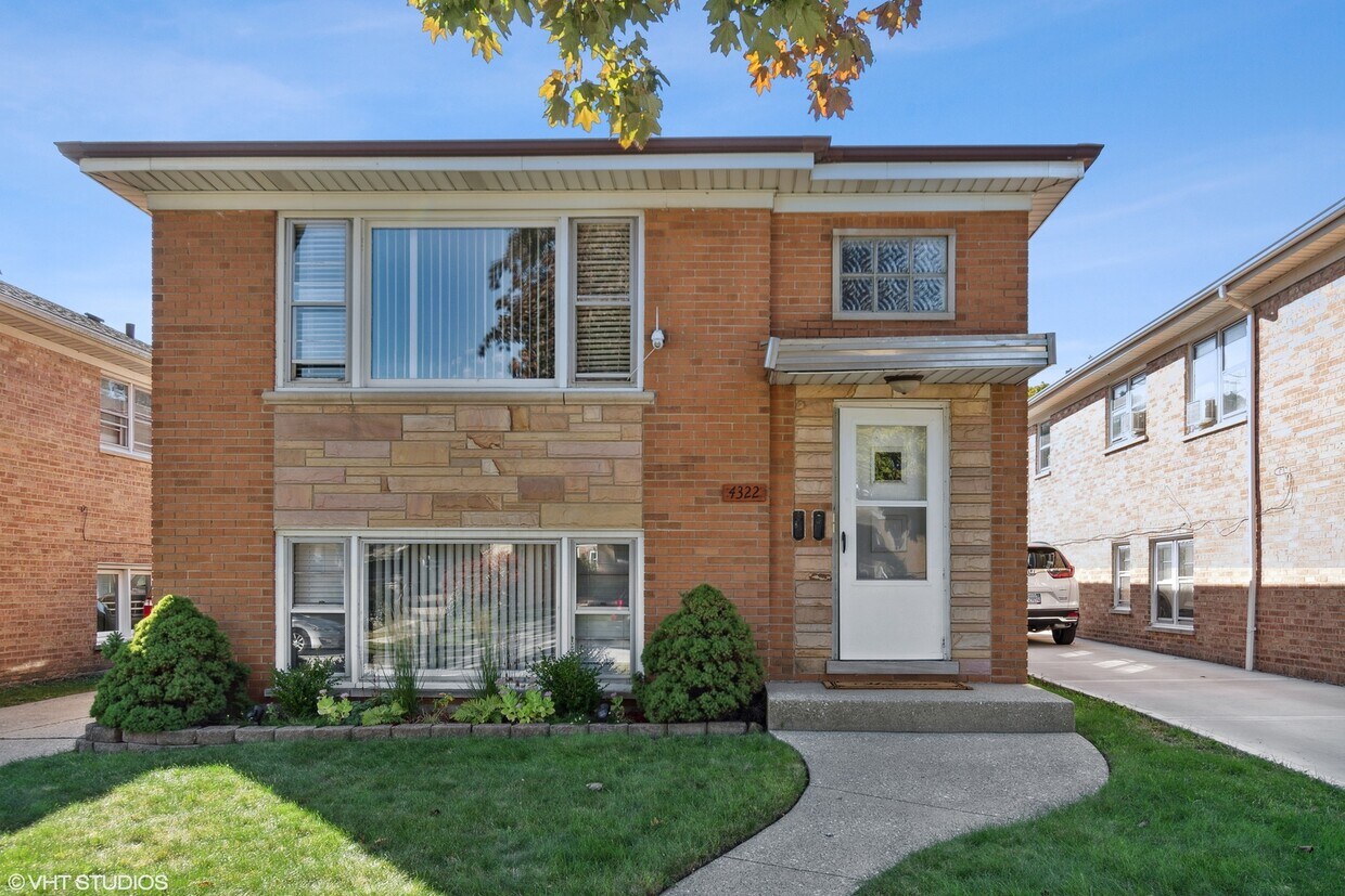 4322 Maple Ave, Berwyn, IL 60402 House Rental in Berwyn, IL