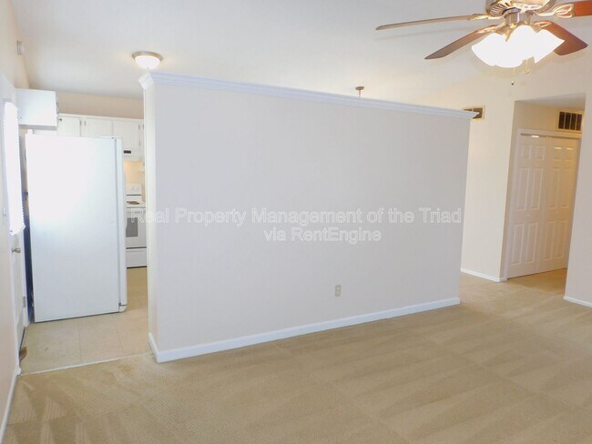 Foto del edificio - 905 Tipperary Dr