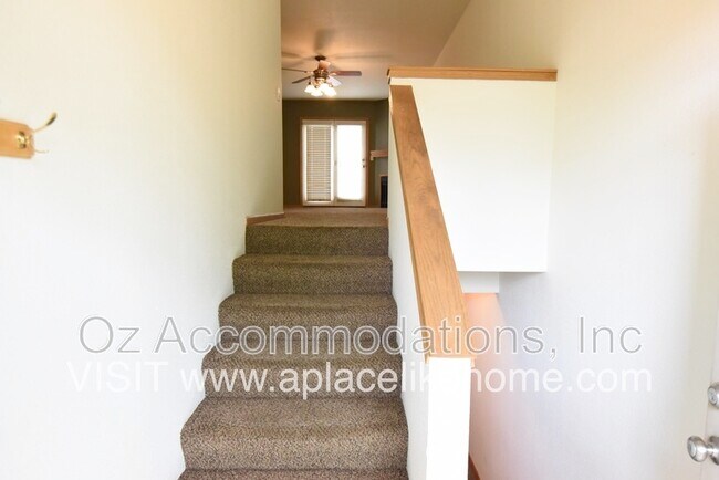 Foto del edificio - 8626 N Cleveland Ln