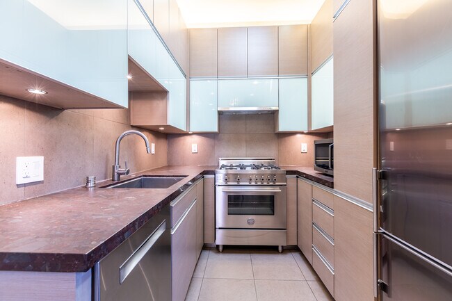 Foto del edificio - 2229 Leavenworth St