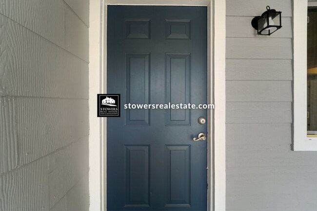 Building Photo - 2073 Overhill Rd