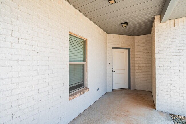 Foto del edificio - 4108 Trenton Ave