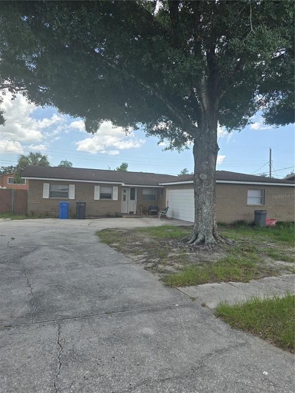 Building Photo - 1218 Lorie Cir