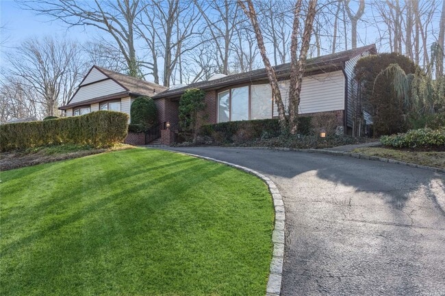 Building Photo - 45 Hemlock Dr