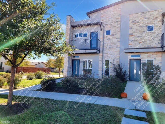 Building Photo - 3 br, 2.5 bath House - 5713 Charles Merle ...