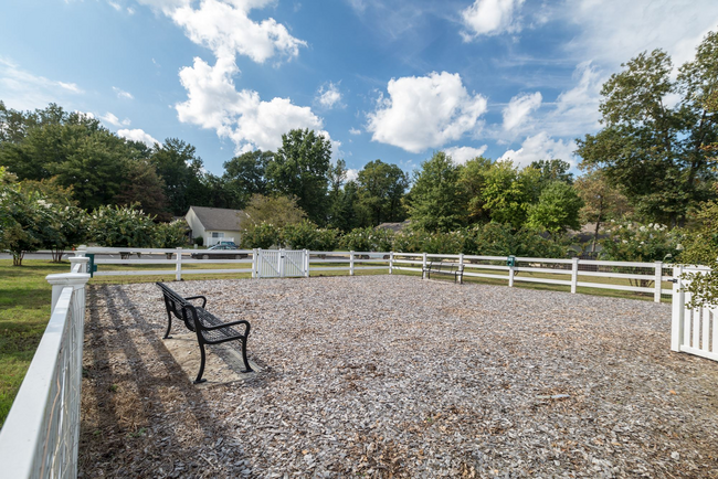 Building Photo - Brookmont Apartments