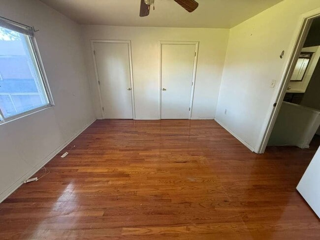 Foto del edificio - 2 BED, 2 BATH BEAUTIFUL UNIT CLEVELAND!